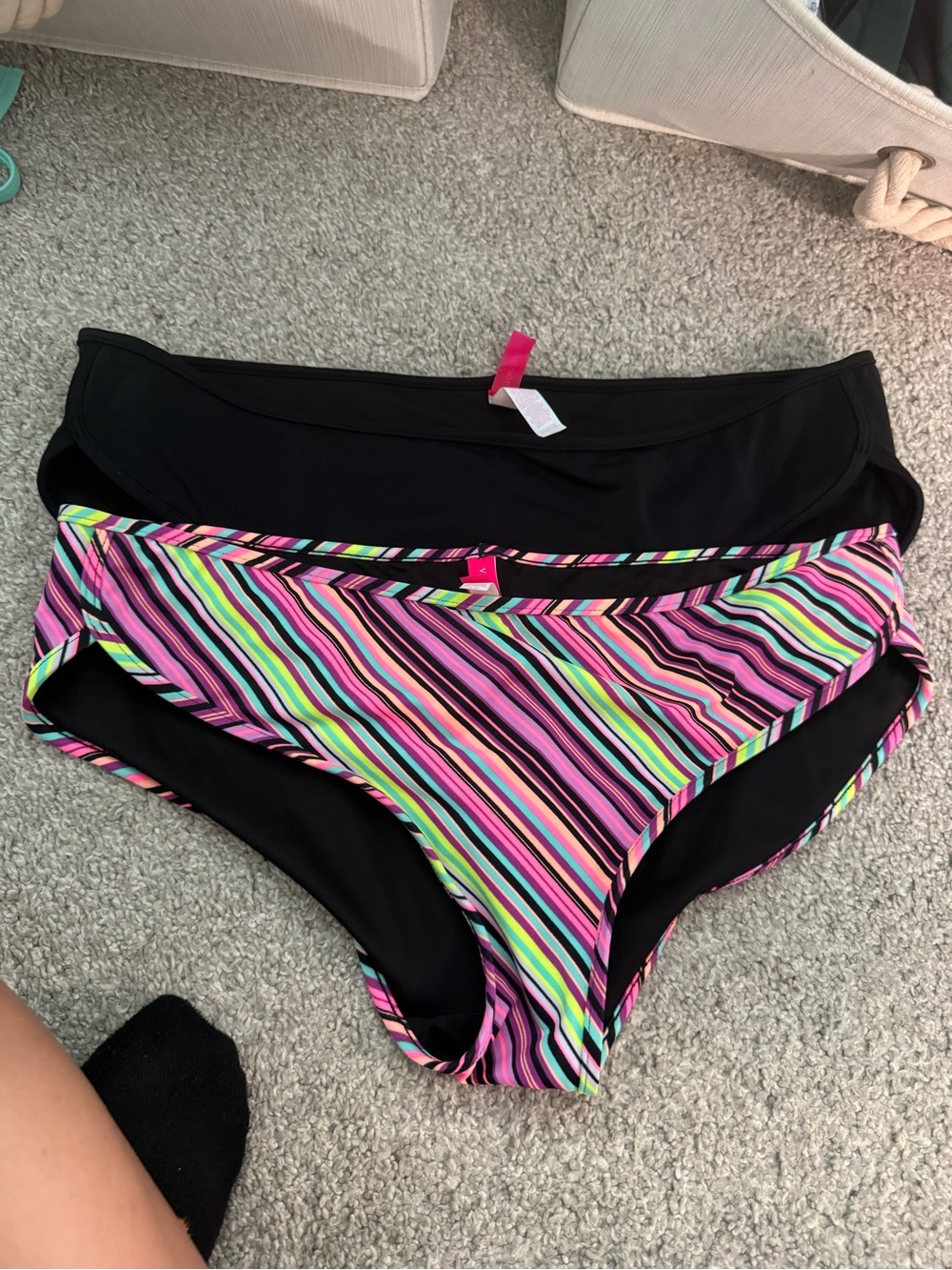 Victoria’s Secret bikini bottoms short cheeky large
